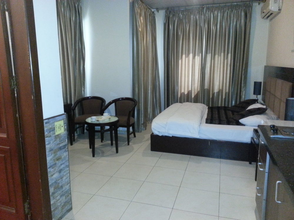 Panorama Hotel 3*